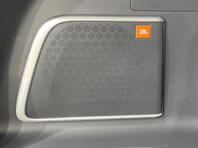 ハリアー Ｚ　レザーパッケージ　メーカー１２．３型ナビ　全周囲カメラ　ＪＢＬサウンド　セーフティセンス　ＢＳＭ　禁煙車　電動リアゲート　レザーシート　シートベンチレーション　デジタルインナーミラー　コーナーセンサー　ＬＥＤヘッド（42枚目）