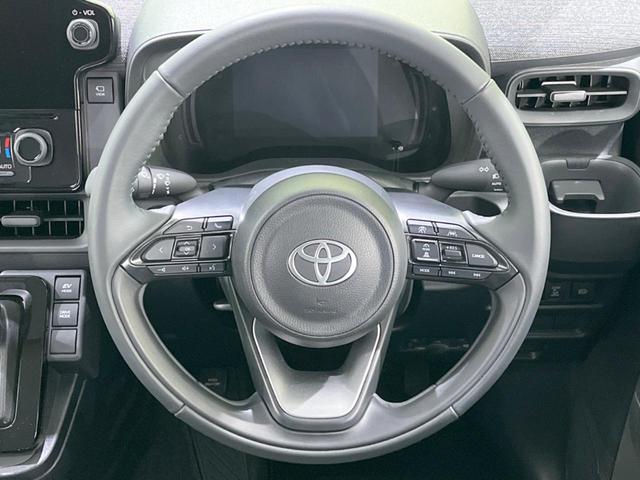 シエンタ ハイブリッドＺ　両側電動スライドドア　１０．５型ナビ付ＤＡ　全周囲カメラ　セーフティセンス　ＢＳＭ　禁煙車　ドラレコ　コーナーセンサー　スマートキー　ＬＥＤヘッド　ビルトインＥＴＣ　オートハイビーム　撥水シート（12枚目）