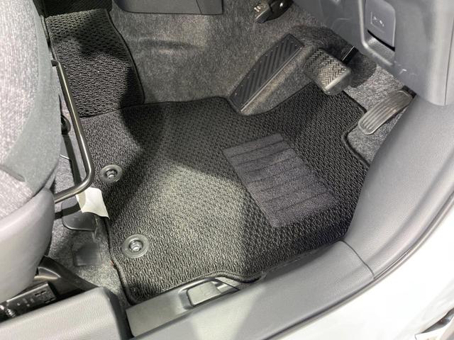 シエンタ ハイブリッドＺ　両側電動スライドドア　１０．５型ナビ付ＤＡ　全周囲カメラ　セーフティセンス　ＢＳＭ　禁煙車　ドラレコ　コーナーセンサー　スマートキー　ＬＥＤヘッド　ビルトインＥＴＣ　オートハイビーム　撥水シート（26枚目）