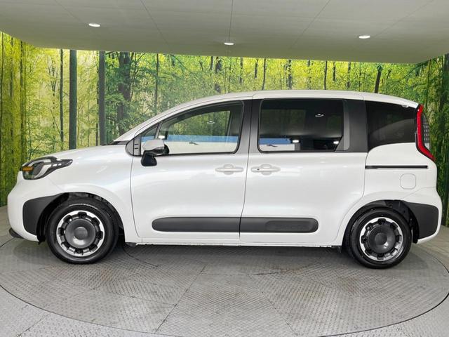 シエンタ ハイブリッドＺ　両側電動スライドドア　１０．５型ナビ付ＤＡ　全周囲カメラ　セーフティセンス　ＢＳＭ　禁煙車　ドラレコ　コーナーセンサー　スマートキー　ＬＥＤヘッド　ビルトインＥＴＣ　オートハイビーム　撥水シート（50枚目）