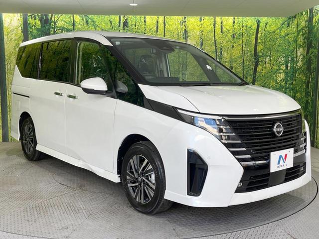 セレナ e-パワー ハイウェイスターV 登録済未使用車 メーカー12.3型ナビ 全周囲カメラ プロパイロット エマージェンシーブレーキ デジタルインナーミラー BSM コーナーセンサー LEDヘッド/フォグ ワイヤレス充電 ETC2.0(17枚目)