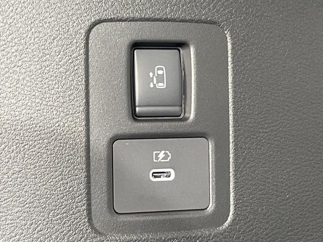 セレナ e-パワー ハイウェイスターV 登録済未使用車 メーカー12.3型ナビ 全周囲カメラ プロパイロット エマージェンシーブレーキ デジタルインナーミラー BSM コーナーセンサー LEDヘッド/フォグ ワイヤレス充電 ETC2.0(33枚目)