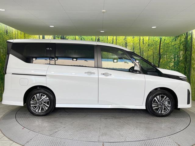 セレナ e-パワー ハイウェイスターV 登録済未使用車 メーカー12.3型ナビ 全周囲カメラ プロパイロット エマージェンシーブレーキ デジタルインナーミラー BSM コーナーセンサー LEDヘッド/フォグ ワイヤレス充電 ETC2.0(58枚目)