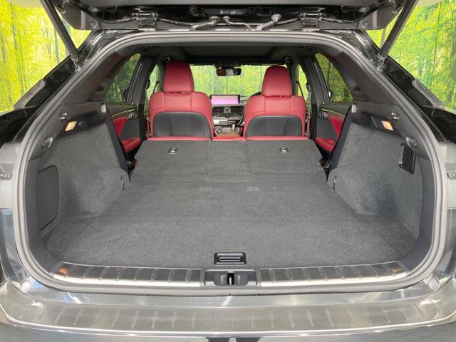 ＲＸ ＲＸ２００ｔ　Ｆスポーツ　パノラマルーフ　禁煙車　純正１２．３型ナビ　全周囲カメラ　ターボ　セーフティシステム　クリアランスソナー　ブラインドスポット　レーダークルーズ　革シート　プレミアムサウンド　ルーフレール　ＥＴＣ２．０（10枚目）