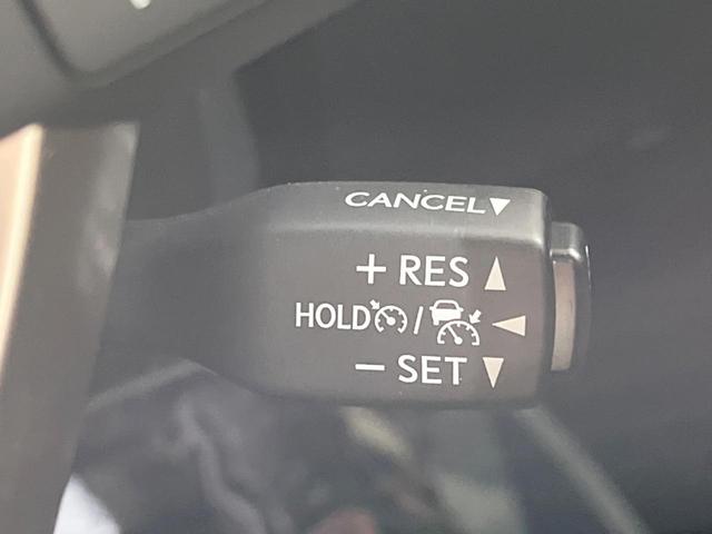 ＲＸ ＲＸ２００ｔ　Ｆスポーツ　パノラマルーフ　禁煙車　純正１２．３型ナビ　全周囲カメラ　ターボ　セーフティシステム　クリアランスソナー　ブラインドスポット　レーダークルーズ　革シート　プレミアムサウンド　ルーフレール　ＥＴＣ２．０（35枚目）