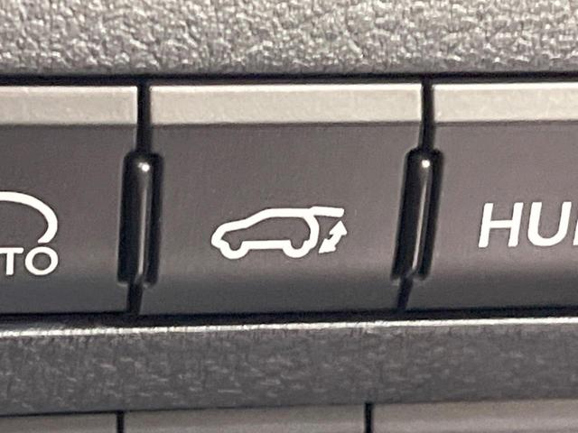 ＲＸ ＲＸ２００ｔ　Ｆスポーツ　パノラマルーフ　禁煙車　純正１２．３型ナビ　全周囲カメラ　ターボ　セーフティシステム　クリアランスソナー　ブラインドスポット　レーダークルーズ　革シート　プレミアムサウンド　ルーフレール　ＥＴＣ２．０（42枚目）