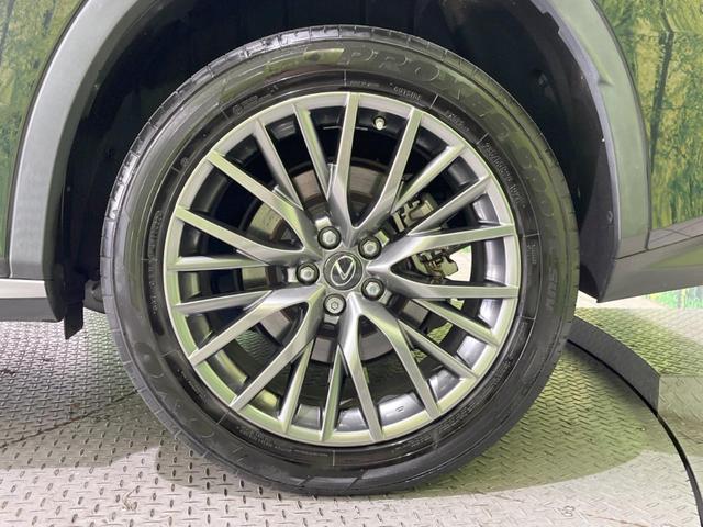 ＲＸ ＲＸ２００ｔ　Ｆスポーツ　パノラマルーフ　禁煙車　純正１２．３型ナビ　全周囲カメラ　ターボ　セーフティシステム　クリアランスソナー　ブラインドスポット　レーダークルーズ　革シート　プレミアムサウンド　ルーフレール　ＥＴＣ２．０（74枚目）