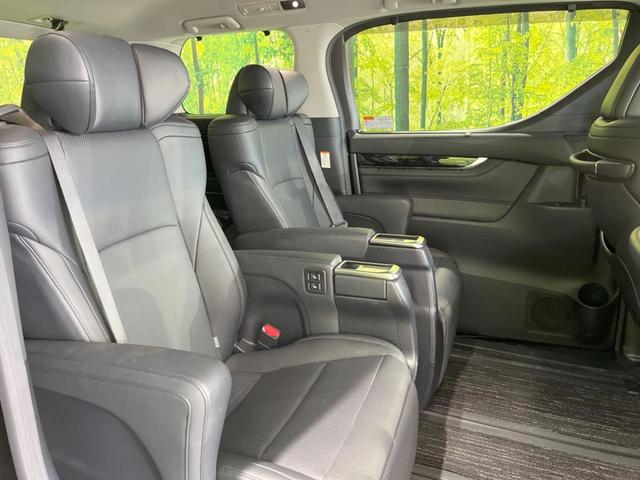 ヴェルファイア ２．５Ｚ　Ｇエディション　モデリスタエアロ　後席モニター　純正１０．５型ナビ　３眼ＬＥＤヘッド　両側電動スライドドア　デジタルインナーミラー　バックカメラ　セーフティセンス　禁煙車　電動リアゲート　シートエアコン　ＥＴＣ（51枚目）