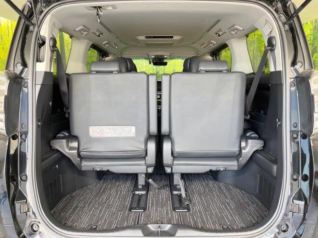 ヴェルファイア ２．５Ｚ　Ｇエディション　モデリスタエアロ　後席モニター　純正１０．５型ナビ　３眼ＬＥＤヘッド　両側電動スライドドア　デジタルインナーミラー　バックカメラ　セーフティセンス　禁煙車　電動リアゲート　シートエアコン　ＥＴＣ（56枚目）