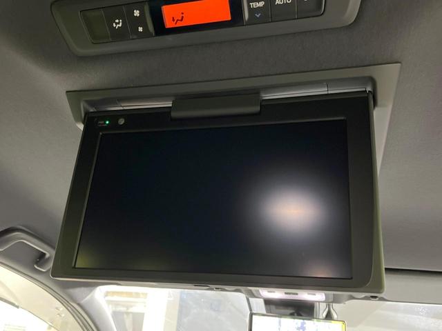 ヴォクシー ハイブリッドZS 煌III TRDフルエアロ 後席モニター 純正10.5型ナビ バックカメラ セーフティセンス 両側電動スライドドア 禁煙車 ハーフレザーシート シートヒーター ドラレコ コーナーセンサー LEDヘッド(5枚目)