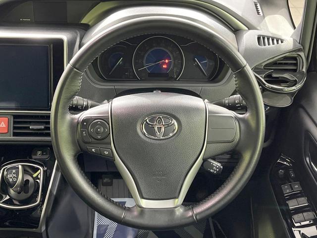 ヴォクシー ハイブリッドZS 煌III TRDフルエアロ 後席モニター 純正10.5型ナビ バックカメラ セーフティセンス 両側電動スライドドア 禁煙車 ハーフレザーシート シートヒーター ドラレコ コーナーセンサー LEDヘッド(13枚目)