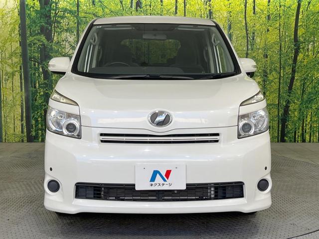 ヴォクシー X Lエディション 後席モニター 純正HDDナビ 電動スライドドア 禁煙車 スマートキー HIDヘッド デュアルエアコン CD/DVD再生 フルセグTV 15インチアルミホイール 8人乗り(15枚目)