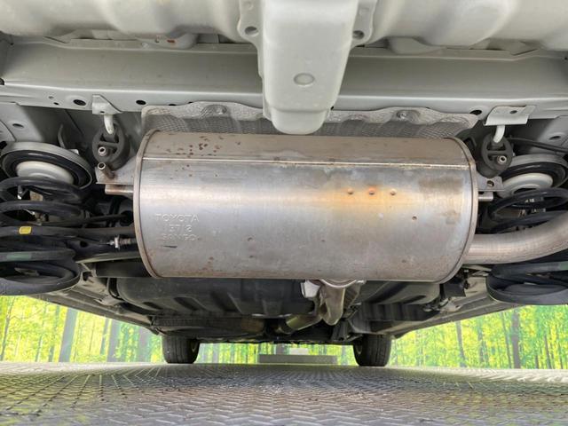 ヴォクシー X Lエディション 後席モニター 純正HDDナビ 電動スライドドア 禁煙車 スマートキー HIDヘッド デュアルエアコン CD/DVD再生 フルセグTV 15インチアルミホイール 8人乗り(19枚目)