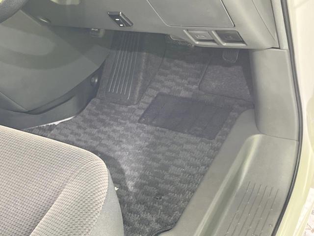 ヴォクシー X Lエディション 後席モニター 純正HDDナビ 電動スライドドア 禁煙車 スマートキー HIDヘッド デュアルエアコン CD/DVD再生 フルセグTV 15インチアルミホイール 8人乗り(23枚目)