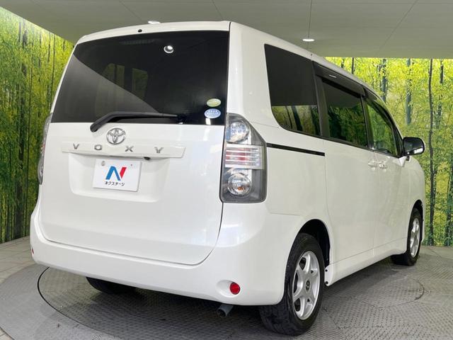 ヴォクシー X Lエディション 後席モニター 純正HDDナビ 電動スライドドア 禁煙車 スマートキー HIDヘッド デュアルエアコン CD/DVD再生 フルセグTV 15インチアルミホイール 8人乗り(40枚目)