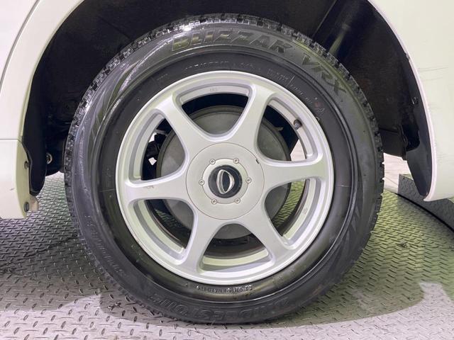 ヴォクシー X Lエディション 後席モニター 純正HDDナビ 電動スライドドア 禁煙車 スマートキー HIDヘッド デュアルエアコン CD/DVD再生 フルセグTV 15インチアルミホイール 8人乗り(44枚目)