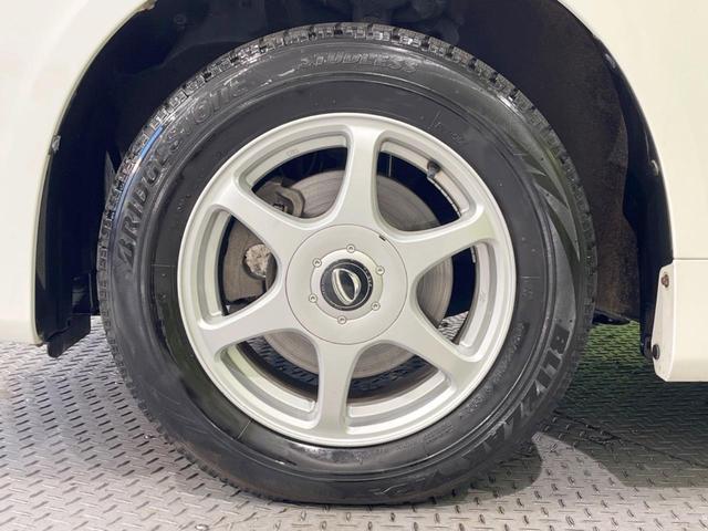 ヴォクシー X Lエディション 後席モニター 純正HDDナビ 電動スライドドア 禁煙車 スマートキー HIDヘッド デュアルエアコン CD/DVD再生 フルセグTV 15インチアルミホイール 8人乗り(45枚目)