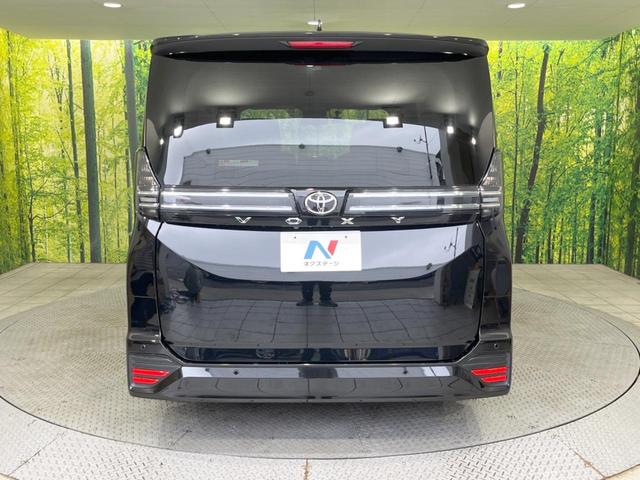 ヴォクシー Ｓ－Ｚ　メーカー１０．５型ナビ付ＤＡ　バックカメラ　両側電動スライドドア　セーフティセンス　禁煙車　ハーフレザーシート　シートヒーター　ドラレコ　コーナーセンサー　ＬＥＤヘッド　純正１７インチＡＷ（16枚目）