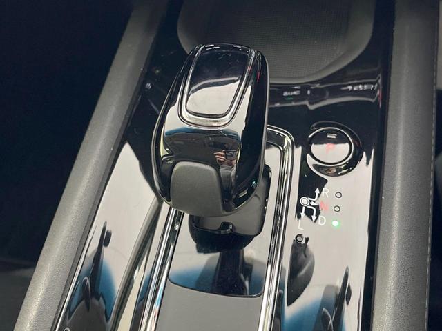 ヴェゼル ハイブリッドX・ホンダセンシング 純正8型ナビ バックカメラ ホンダセンシング 禁煙車 ドラレコ スマートキー LEDヘッド ビルトインETC 純正16インチAW オートライト デュアルエアコン Bluetooth パドルシフト(25枚目)