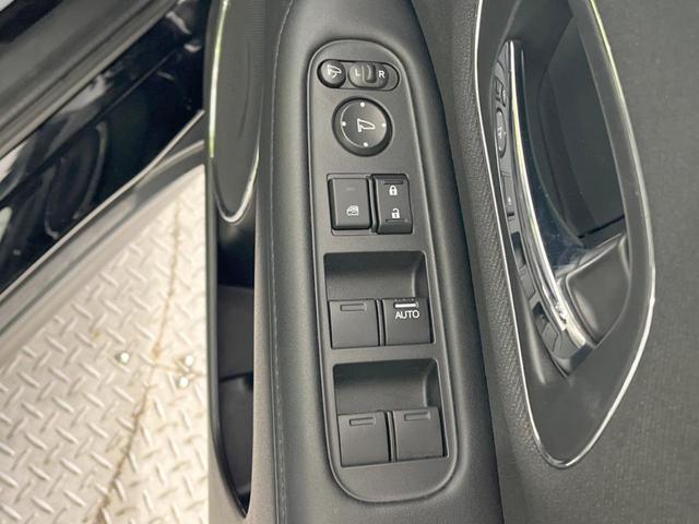 ヴェゼル ハイブリッドX・ホンダセンシング 純正8型ナビ バックカメラ ホンダセンシング 禁煙車 ドラレコ スマートキー LEDヘッド ビルトインETC 純正16インチAW オートライト デュアルエアコン Bluetooth パドルシフト(43枚目)