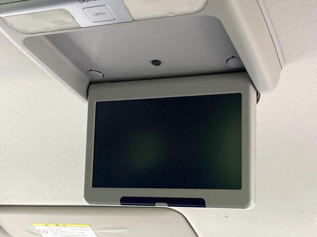 フリード Ｇ　Ｌパッケージ　後席モニター　メーカーＨＤＤナビ　バックカメラ　禁煙車　ＥＴＣ　オートエアコン　ＣＤ／ＤＶＤ再生　地デジＴＶ　ステアリングスイッチ　７人乗り　ウインカーミラー　２列目キャプテンシート（4枚目）