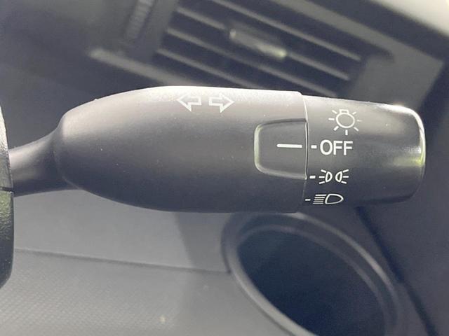 フリード Ｇ　Ｌパッケージ　後席モニター　メーカーＨＤＤナビ　バックカメラ　禁煙車　ＥＴＣ　オートエアコン　ＣＤ／ＤＶＤ再生　地デジＴＶ　ステアリングスイッチ　７人乗り　ウインカーミラー　２列目キャプテンシート（27枚目）