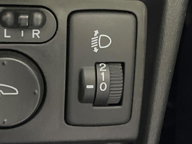 フリード Ｇ　Ｌパッケージ　後席モニター　メーカーＨＤＤナビ　バックカメラ　禁煙車　ＥＴＣ　オートエアコン　ＣＤ／ＤＶＤ再生　地デジＴＶ　ステアリングスイッチ　７人乗り　ウインカーミラー　２列目キャプテンシート（30枚目）