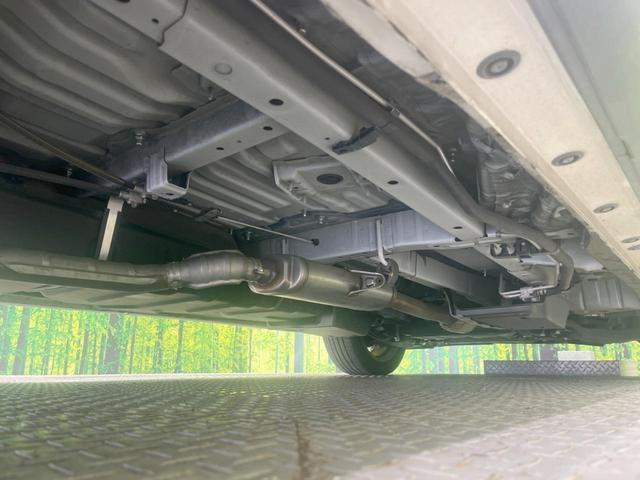 エスティマ アエラス　プレミアム　モデリスタエアロ　９型フローティングナビ　バックカメラ　セーフティセンス　両側電動スライドドア　禁煙車　ハーフレザーシート　パワーシート　デジタルインナーミラー　ＬＥＤヘッド　純正１８インチＡＷ（24枚目）