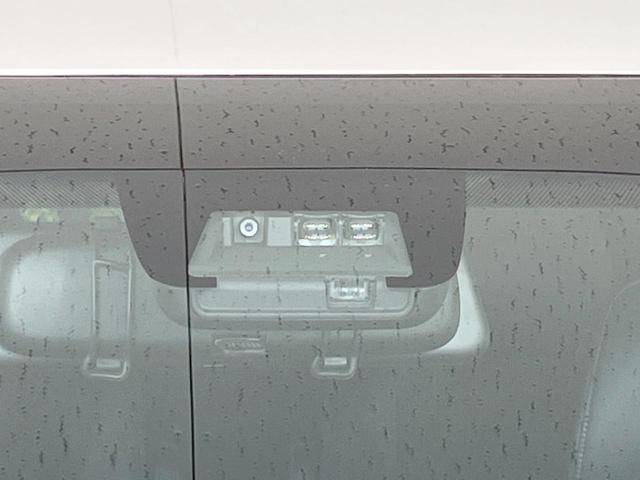 エスティマ アエラス　プレミアム　モデリスタエアロ　９型フローティングナビ　バックカメラ　セーフティセンス　両側電動スライドドア　禁煙車　ハーフレザーシート　パワーシート　デジタルインナーミラー　ＬＥＤヘッド　純正１８インチＡＷ（26枚目）