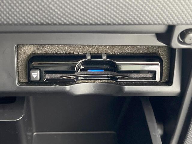 エスティマ アエラス　プレミアム　モデリスタエアロ　９型フローティングナビ　バックカメラ　セーフティセンス　両側電動スライドドア　禁煙車　ハーフレザーシート　パワーシート　デジタルインナーミラー　ＬＥＤヘッド　純正１８インチＡＷ（39枚目）