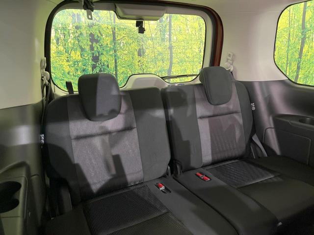 セレナ ｅ－パワー　ハイウェイスターＶ　両側電動スライドドア　９型純正ナビ　全周囲カメラ　プロパイロット　インテリジェントルームミラー　禁煙車　ドラレコ　コーナーセンサー　スマートキー　ＬＥＤヘッド　ビルトインＥＴＣ　純正１５インチアルミ（10枚目）