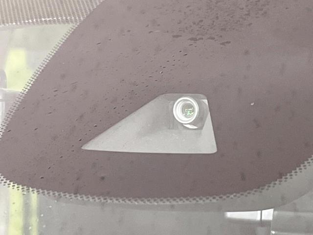 セレナ ｅ－パワー　ハイウェイスターＶ　両側電動スライドドア　９型純正ナビ　全周囲カメラ　プロパイロット　インテリジェントルームミラー　禁煙車　ドラレコ　コーナーセンサー　スマートキー　ＬＥＤヘッド　ビルトインＥＴＣ　純正１５インチアルミ（40枚目）