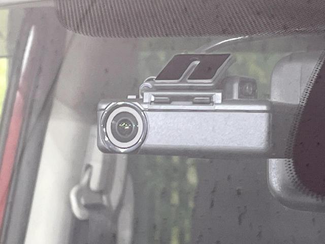 セレナ ｅ－パワー　ハイウェイスターＶ　両側電動スライドドア　９型純正ナビ　全周囲カメラ　プロパイロット　インテリジェントルームミラー　禁煙車　ドラレコ　コーナーセンサー　スマートキー　ＬＥＤヘッド　ビルトインＥＴＣ　純正１５インチアルミ（41枚目）