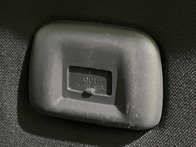 セレナ ｅ－パワー　ハイウェイスターＶ　両側電動スライドドア　９型純正ナビ　全周囲カメラ　プロパイロット　インテリジェントルームミラー　禁煙車　ドラレコ　コーナーセンサー　スマートキー　ＬＥＤヘッド　ビルトインＥＴＣ　純正１５インチアルミ（52枚目）