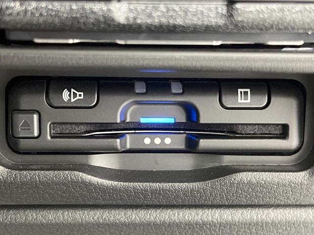 ＣＸ－６０ ＸＤ　エクスクルーシブモード　サンルーフ　１２．３型マツダコネクト　全周囲カメラ　禁煙車　ＢＯＳＥサウンド　革シート　１００Ｖ電源　衝突軽減システム　レーダークルーズ　ＥＴＣ　前後ドラレコ　シートベンチレーション　電動リアゲート（25枚目）