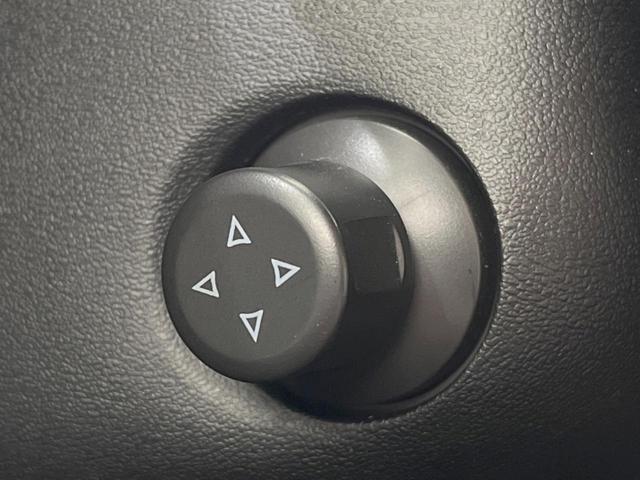 ＣＸ－６０ ＸＤ　エクスクルーシブモード　サンルーフ　１２．３型マツダコネクト　全周囲カメラ　禁煙車　ＢＯＳＥサウンド　革シート　１００Ｖ電源　衝突軽減システム　レーダークルーズ　ＥＴＣ　前後ドラレコ　シートベンチレーション　電動リアゲート（43枚目）