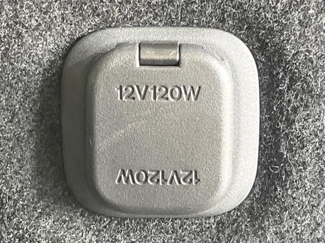 ＣＸ－６０ ＸＤ　エクスクルーシブモード　サンルーフ　１２．３型マツダコネクト　全周囲カメラ　禁煙車　ＢＯＳＥサウンド　革シート　１００Ｖ電源　衝突軽減システム　レーダークルーズ　ＥＴＣ　前後ドラレコ　シートベンチレーション　電動リアゲート（55枚目）