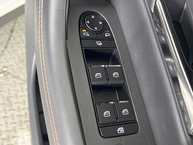 ＣＸ－６０ ＸＤ　エクスクルーシブモード　サンルーフ　１２．３型マツダコネクト　全周囲カメラ　禁煙車　ＢＯＳＥサウンド　革シート　１００Ｖ電源　衝突軽減システム　レーダークルーズ　ＥＴＣ　前後ドラレコ　シートベンチレーション　電動リアゲート（63枚目）
