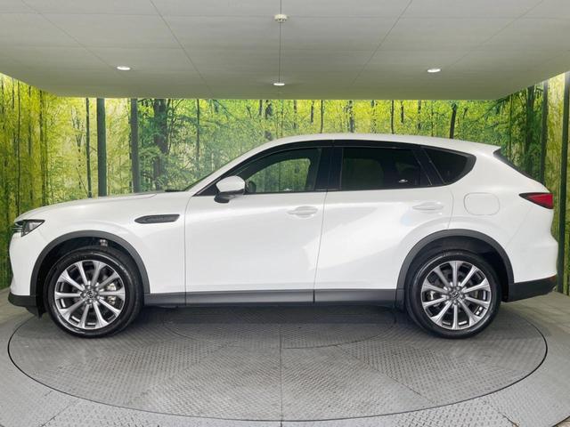 ＣＸ－６０ ＸＤ　エクスクルーシブモード　サンルーフ　１２．３型マツダコネクト　全周囲カメラ　禁煙車　ＢＯＳＥサウンド　革シート　１００Ｖ電源　衝突軽減システム　レーダークルーズ　ＥＴＣ　前後ドラレコ　シートベンチレーション　電動リアゲート（72枚目）