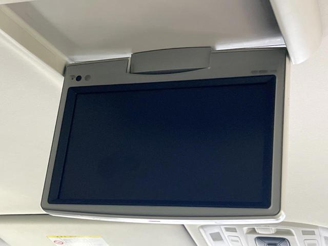 ヴェルファイア ２．４Ｚ　両側電動スライドドア　後席モニター　バックカメラ　禁煙車　コーナーセンサー　スマートキー　ＨＩＤヘッド　ビルトインＥＴＣ　純正１８インチアルミ　オートライト　デュアルエアコン　リアエアコン（3枚目）