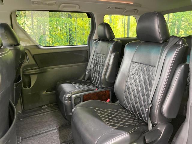 ヴェルファイア ２．４Ｚ　両側電動スライドドア　後席モニター　バックカメラ　禁煙車　コーナーセンサー　スマートキー　ＨＩＤヘッド　ビルトインＥＴＣ　純正１８インチアルミ　オートライト　デュアルエアコン　リアエアコン（44枚目）