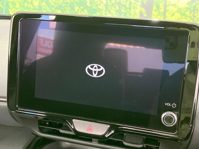 ヤリスクロス ハイブリッドZ 禁煙車 純正ナビ付8型DA 全周囲カメラ セーフティセンス パワーシート シートヒーター ステアリングヒーター BSM RCTA 純正18インチアルミ LEDヘッドランプ ナノイーX スマートキー(3枚目)