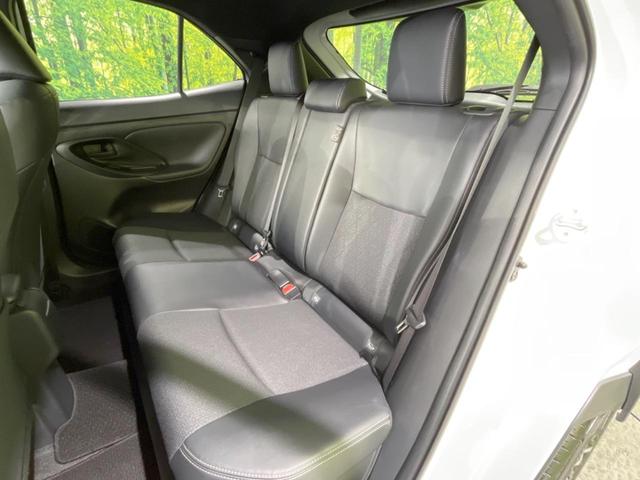 ヤリスクロス ハイブリッドZ 禁煙車 純正ナビ付8型DA 全周囲カメラ セーフティセンス パワーシート シートヒーター ステアリングヒーター BSM RCTA 純正18インチアルミ LEDヘッドランプ ナノイーX スマートキー(44枚目)