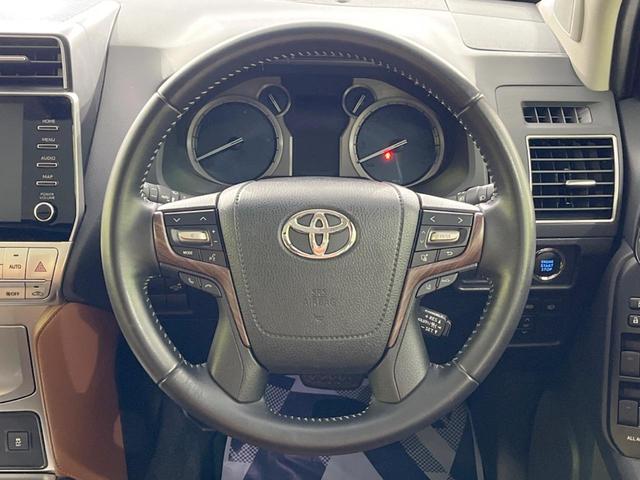 ランドクルーザープラド ＴＸ　Ｌパッケージ　７０ｔｈアニバーサリーリミテッド　禁煙車　ムーンルーフ　メーカー９型ナビ付ＤＡ　マルチテレインモニター　茶革シート　７人乗　シートベンチレーション　セーフティセンス　レーダークルーズ　ルーフレール　デジタルインナーミラー　ＥＴＣ２．０（12枚目）