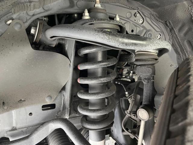 ランドクルーザープラド ＴＸ　Ｌパッケージ　７０ｔｈアニバーサリーリミテッド　禁煙車　ムーンルーフ　メーカー９型ナビ付ＤＡ　マルチテレインモニター　茶革シート　７人乗　シートベンチレーション　セーフティセンス　レーダークルーズ　ルーフレール　デジタルインナーミラー　ＥＴＣ２．０（20枚目）