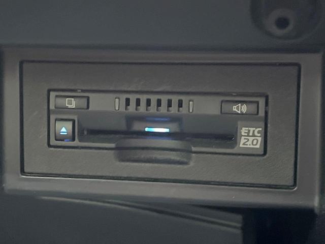 ランドクルーザープラド ＴＸ　Ｌパッケージ　７０ｔｈアニバーサリーリミテッド　禁煙車　ムーンルーフ　メーカー９型ナビ付ＤＡ　マルチテレインモニター　茶革シート　７人乗　シートベンチレーション　セーフティセンス　レーダークルーズ　ルーフレール　デジタルインナーミラー　ＥＴＣ２．０（25枚目）