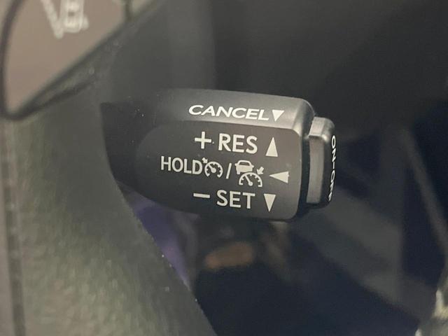 ランドクルーザープラド ＴＸ　Ｌパッケージ　７０ｔｈアニバーサリーリミテッド　禁煙車　ムーンルーフ　メーカー９型ナビ付ＤＡ　マルチテレインモニター　茶革シート　７人乗　シートベンチレーション　セーフティセンス　レーダークルーズ　ルーフレール　デジタルインナーミラー　ＥＴＣ２．０（31枚目）