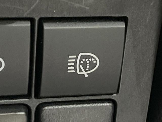 ランドクルーザープラド ＴＸ　Ｌパッケージ　７０ｔｈアニバーサリーリミテッド　禁煙車　ムーンルーフ　メーカー９型ナビ付ＤＡ　マルチテレインモニター　茶革シート　７人乗　シートベンチレーション　セーフティセンス　レーダークルーズ　ルーフレール　デジタルインナーミラー　ＥＴＣ２．０（38枚目）