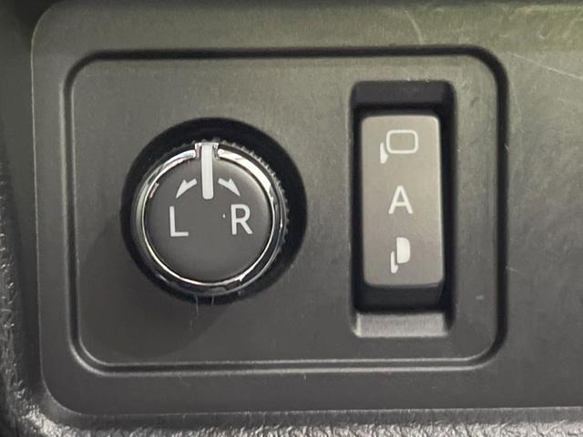 ランドクルーザープラド ＴＸ　Ｌパッケージ　７０ｔｈアニバーサリーリミテッド　禁煙車　ムーンルーフ　メーカー９型ナビ付ＤＡ　マルチテレインモニター　茶革シート　７人乗　シートベンチレーション　セーフティセンス　レーダークルーズ　ルーフレール　デジタルインナーミラー　ＥＴＣ２．０（48枚目）