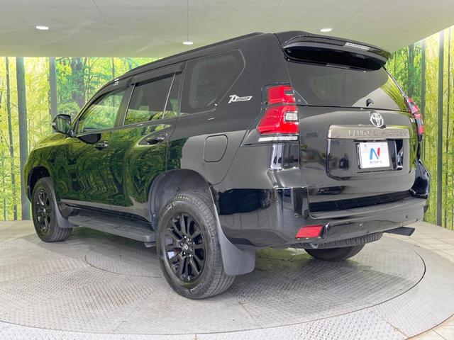 ランドクルーザープラド ＴＸ　Ｌパッケージ　７０ｔｈアニバーサリーリミテッド　禁煙車　ムーンルーフ　メーカー９型ナビ付ＤＡ　マルチテレインモニター　茶革シート　７人乗　シートベンチレーション　セーフティセンス　レーダークルーズ　ルーフレール　デジタルインナーミラー　ＥＴＣ２．０（63枚目）